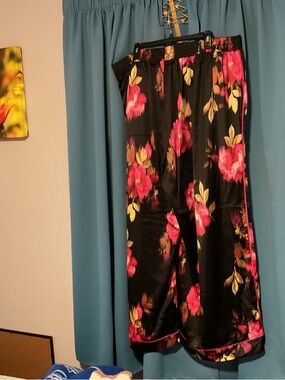 torrid Black Wide-Leg Pants with Pink Floral Print